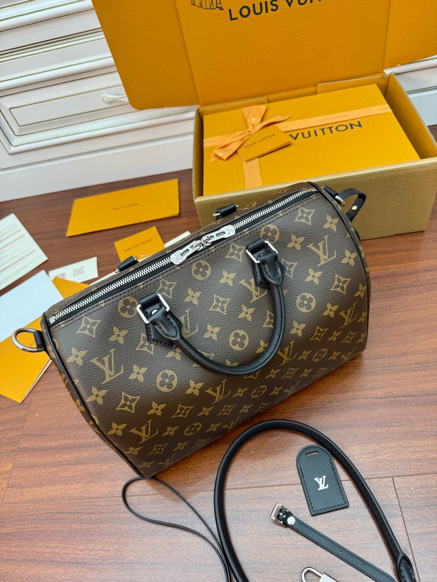 LV